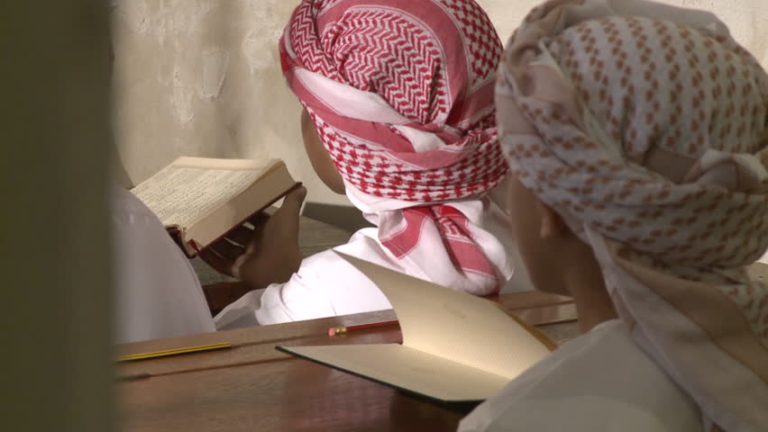 Reading the Qur'an with Mistakes or Without Tajweed